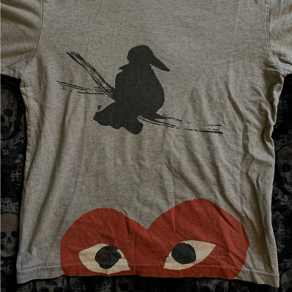 PLAY tee - Picture 2 of 5